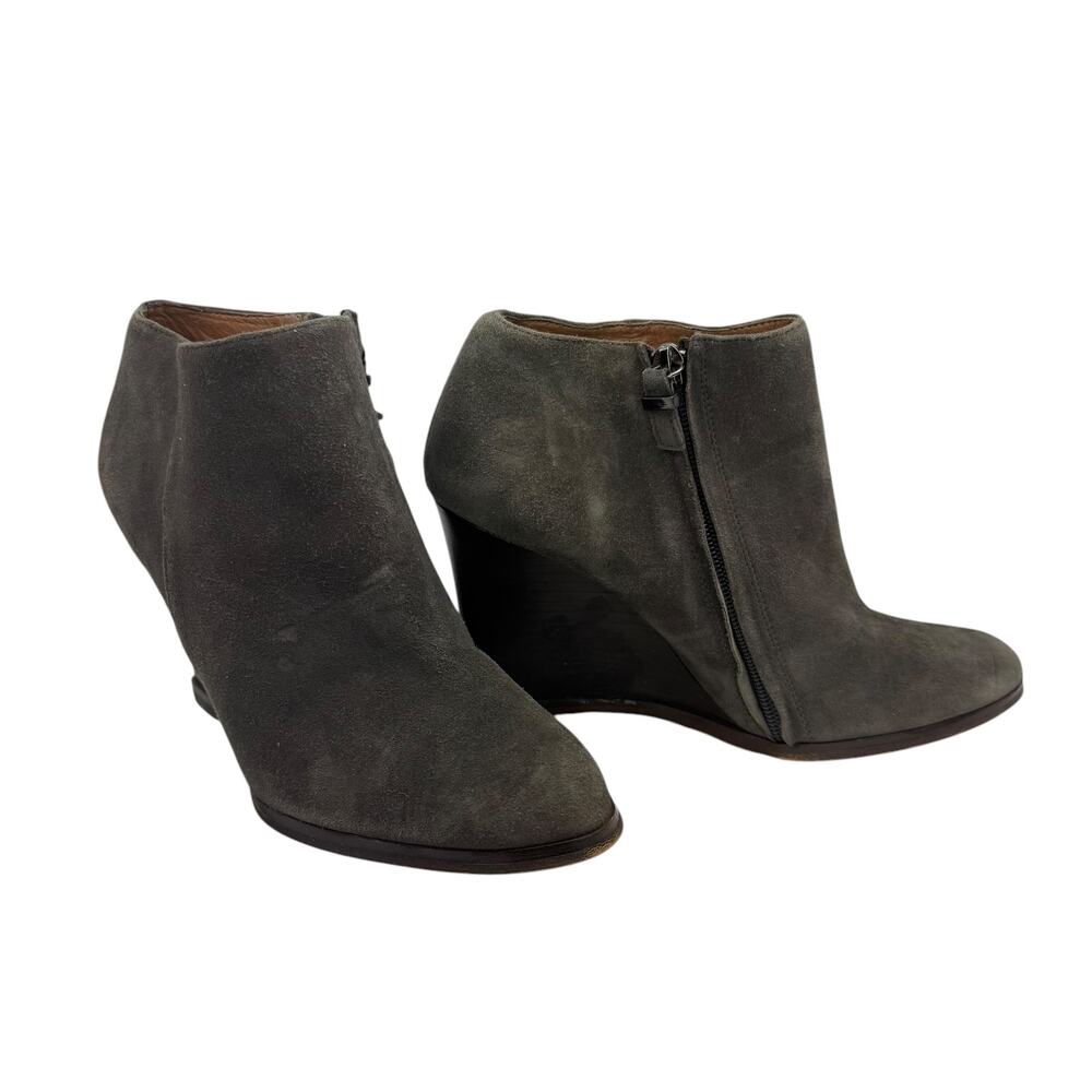 Halogen Selbi Suede Wedge Ankle Booties Women’s 6.5M Almond Toe Side Zip